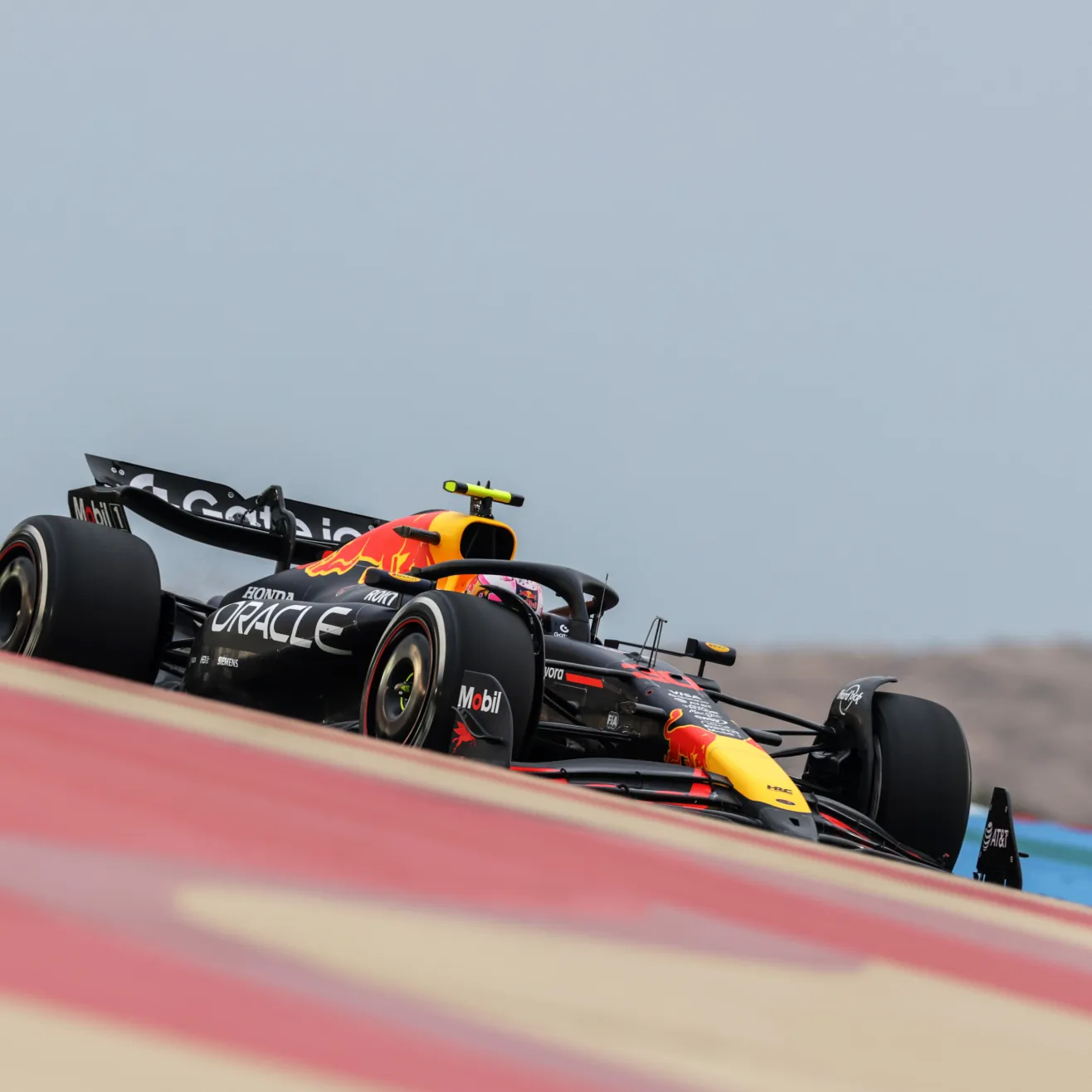 Red Bull Bahrainin testit (Red Bull)