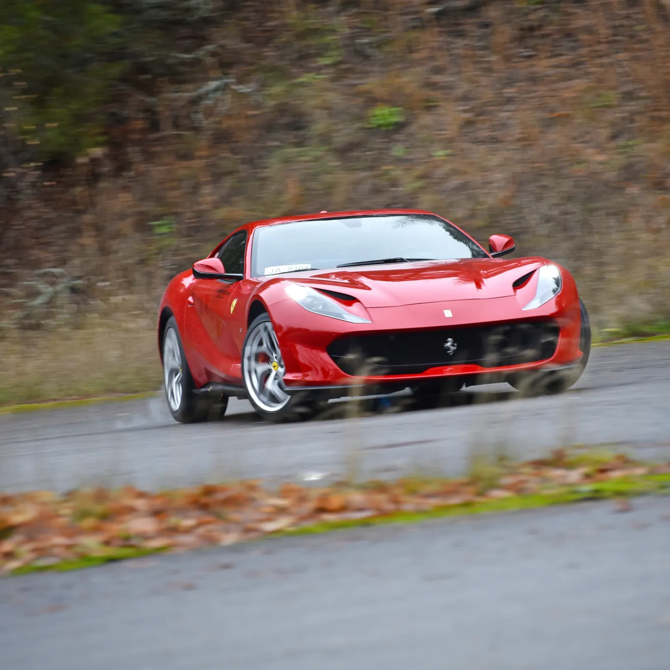 Ferrari 812 Superfast. Jyrki Järvilehto. Kuva Joni Vainio. 