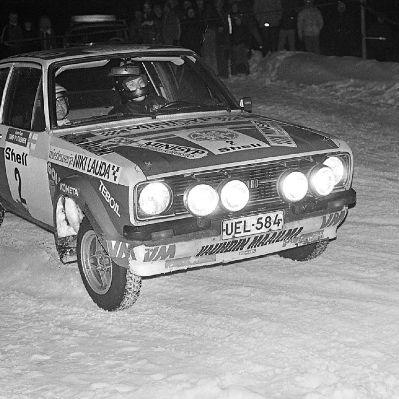 Kyösti Hämäläinen ja Ford Escort. Kuva Marko Mäkinen. 
