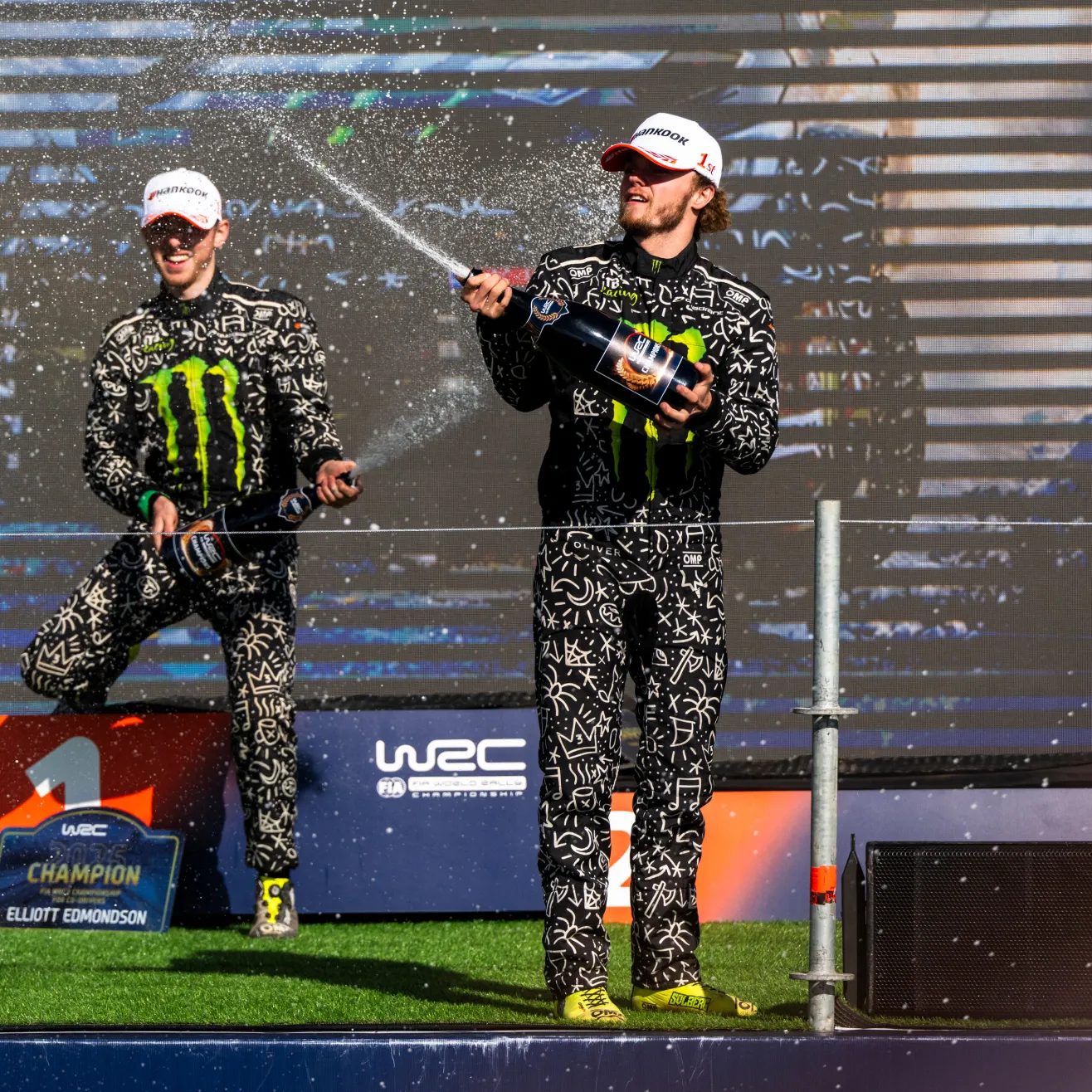 Edmondson ja Oliver Solberg (Red Bull)