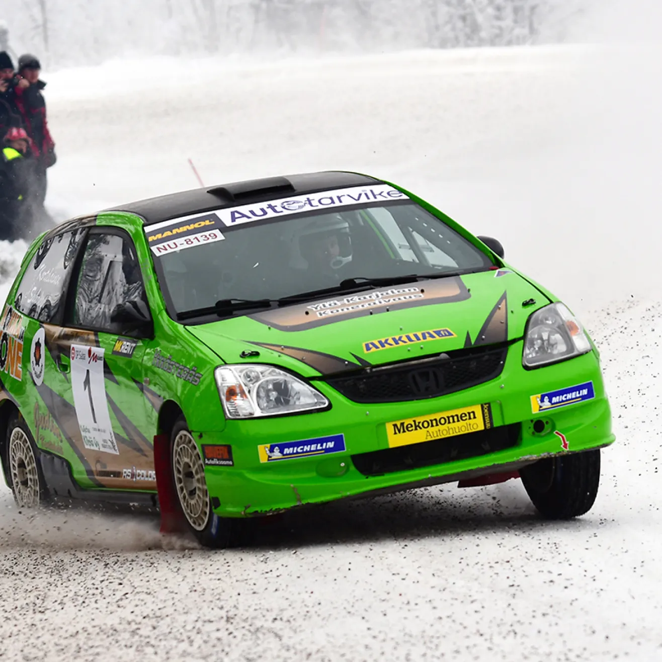 Eetu Kortelainen. Kuvaaja Nutspix. 