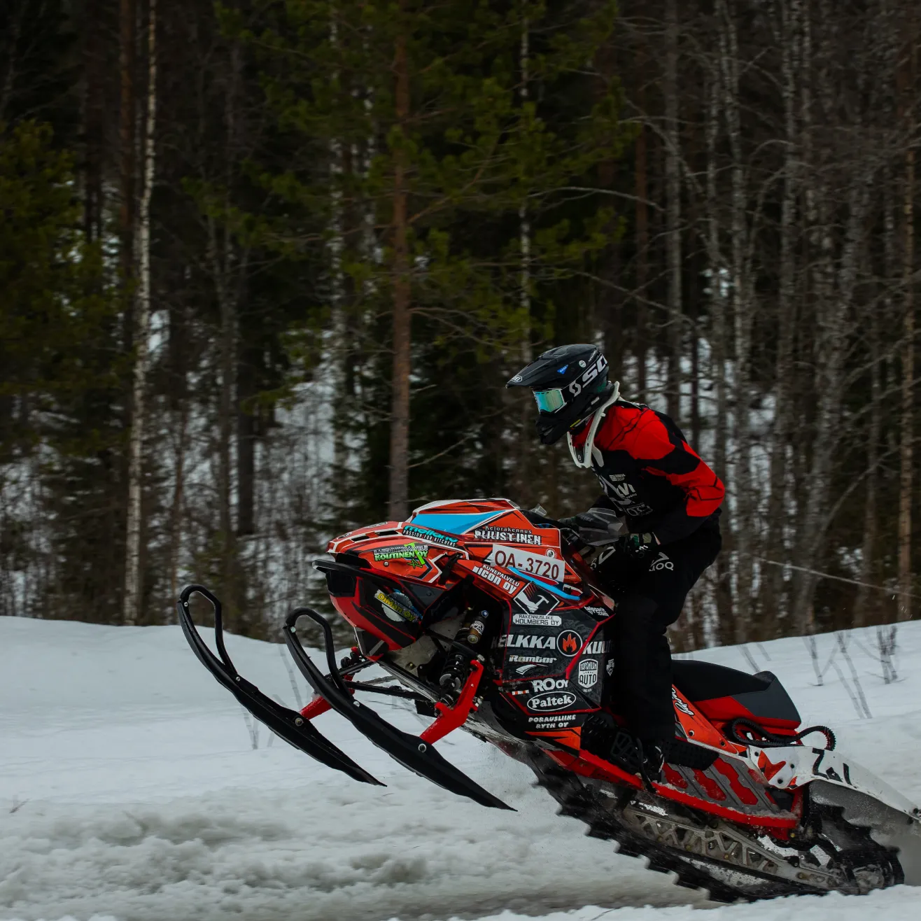 Leevi Puustinen. Kuva Milla Vahtila.