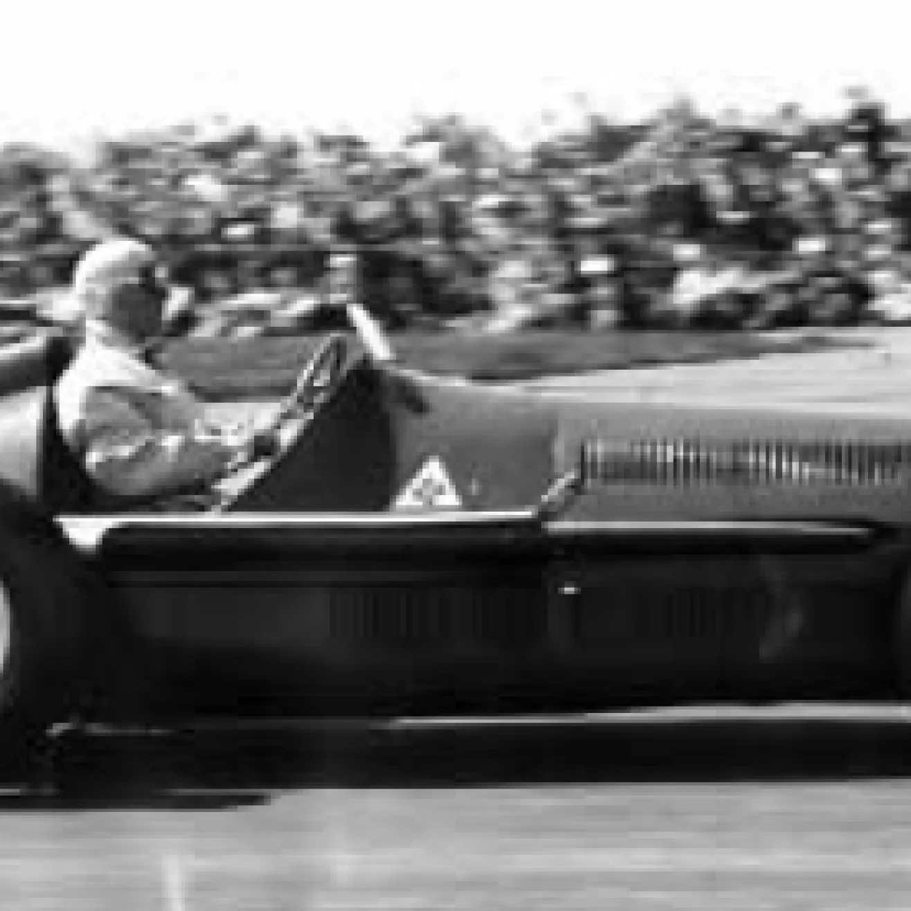 Historian ensimmäinen F1-maailmanmestari Giuseppe Farina. Kuva LAT