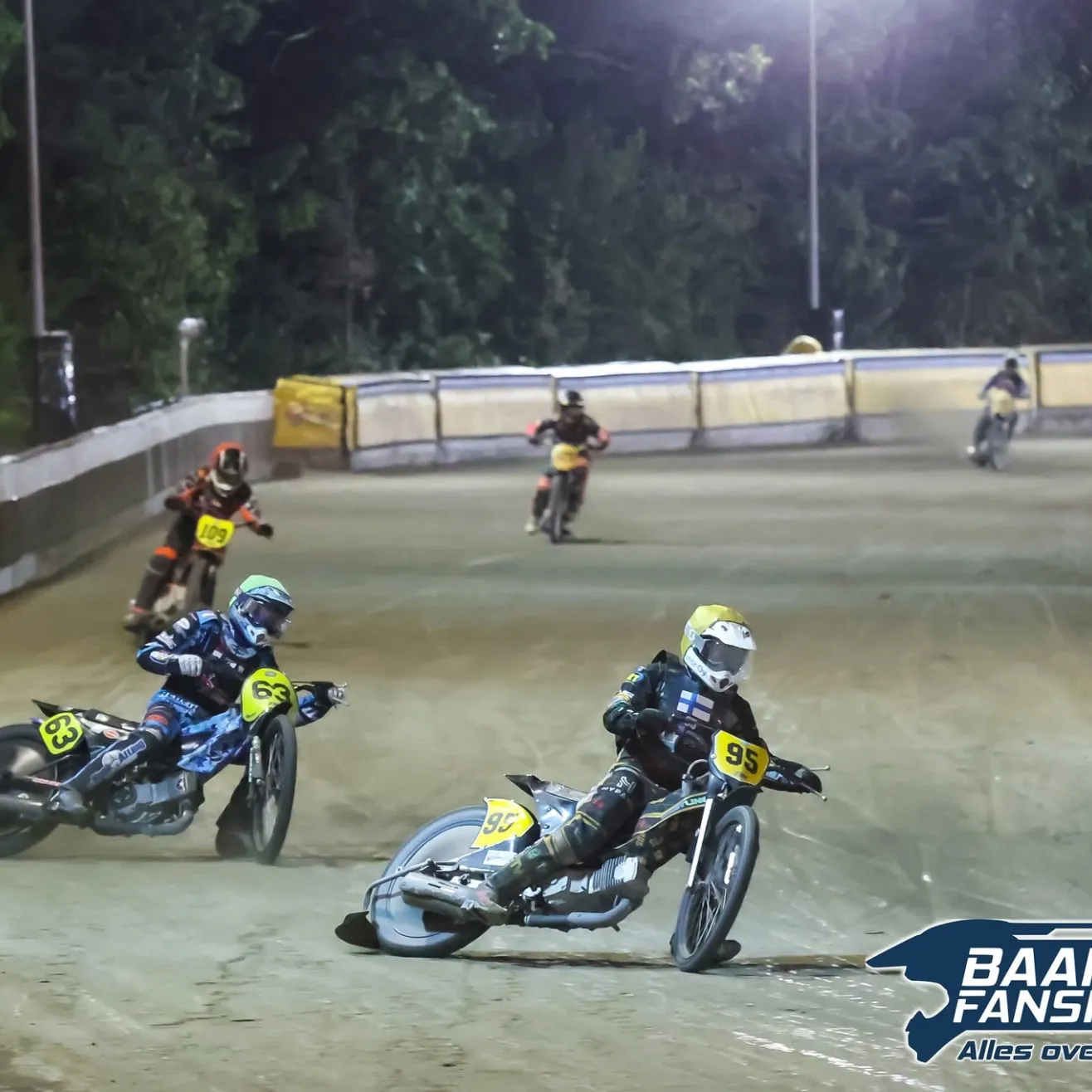 Jesse Mustonen Jesper Veldhuizen
